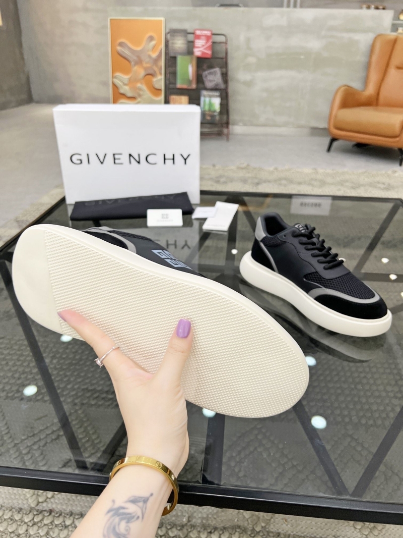 Givenchy Sneakers